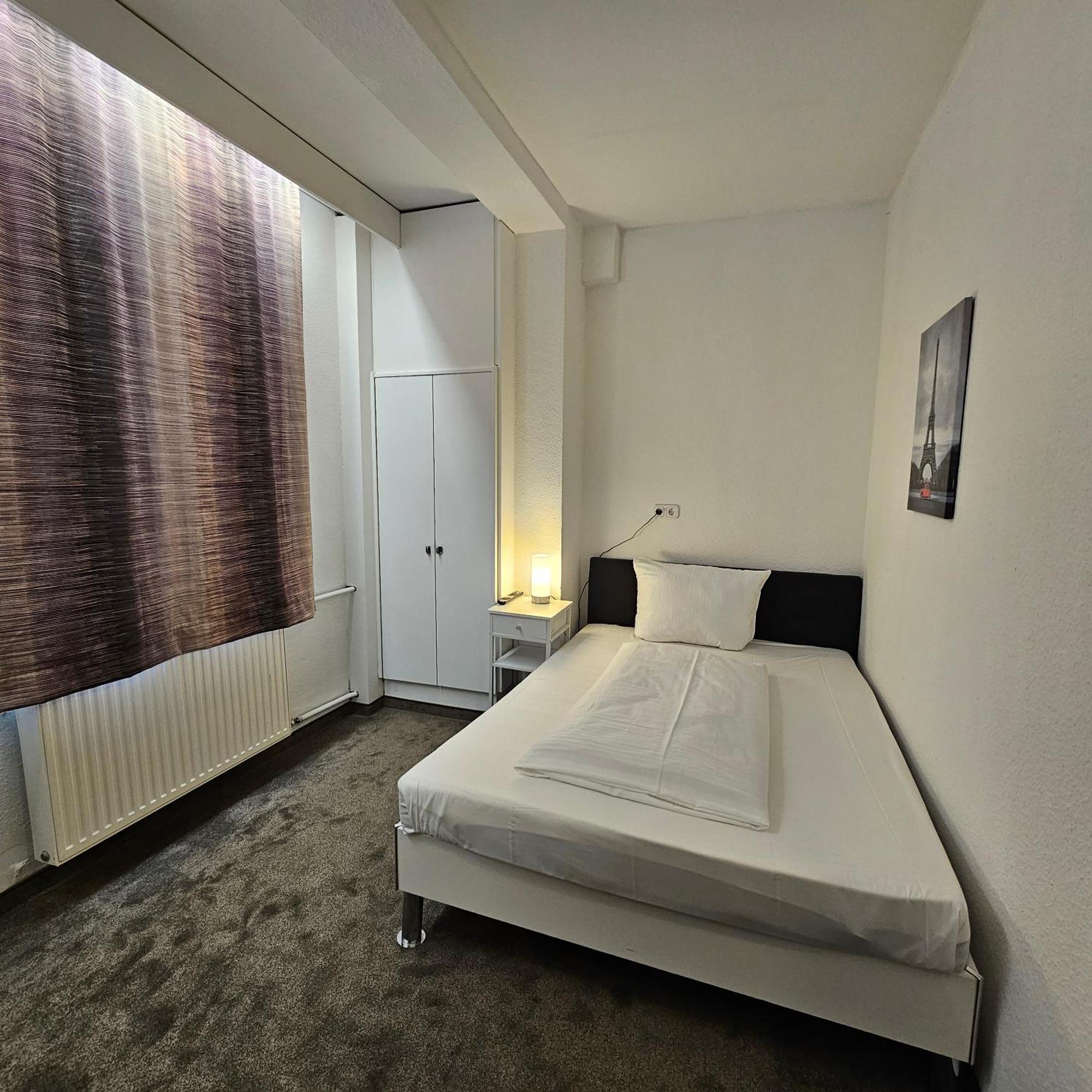 Hotel Koelner Hof มึลไฮม์ อันแดร์ รัวร์ ภายนอก รูปภาพ