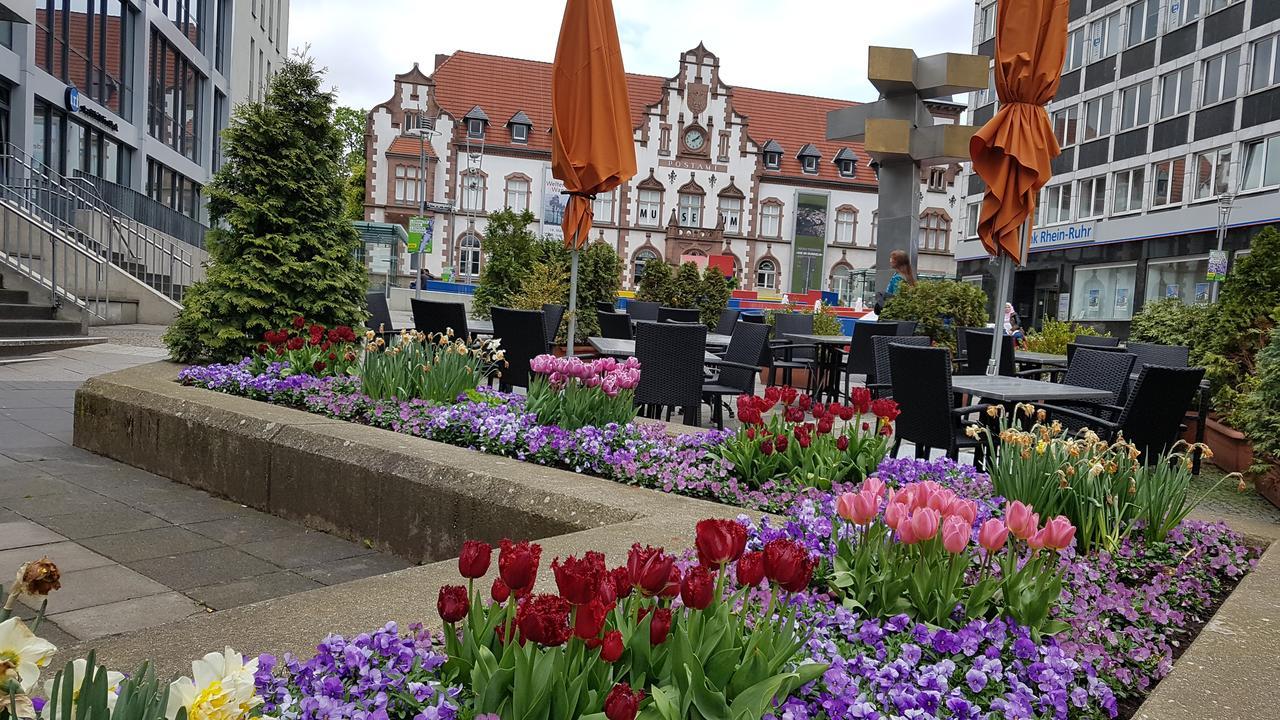 Hotel Koelner Hof มึลไฮม์ อันแดร์ รัวร์ ภายนอก รูปภาพ